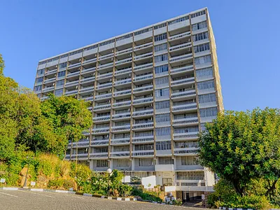 1 Bedroom Apartment To Rent in Johannesburg - img
