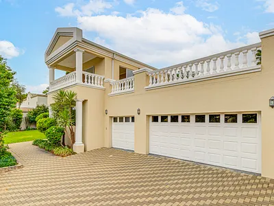 4 Bedroom House For Sale in Midrand - tpHo.webp