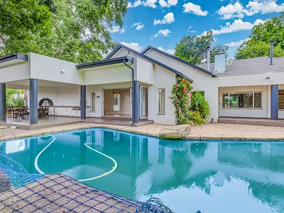 5 Bedroom House For Sale in Sandton - X6um.webp