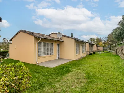 3 Bedroom Townhouse For Sale in Midrand - bnjl.webp