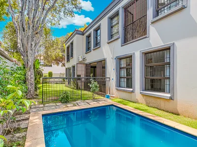4 Bedroom House For Sale in Sandton - img