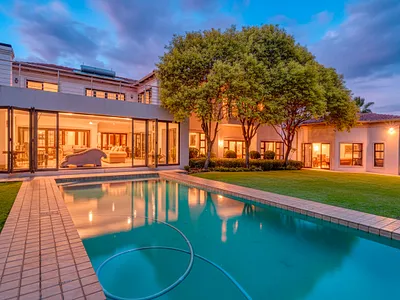 6 Bedroom House To Rent in Sandton - 0f02.webp