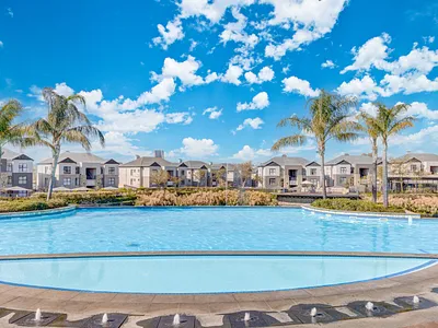 3 Bedroom Apartment To Rent in Midrand - DG0R.webp