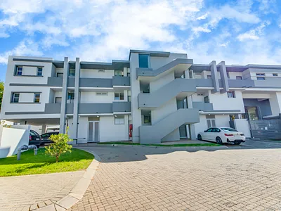 1 Bedroom Apartment For Sale in Sandton - d07S.webp