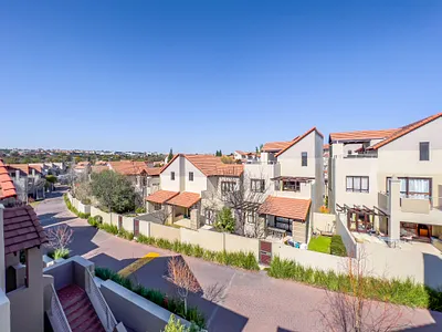 1 Bedroom Apartment For Sale in Sandton - 2gYL.webp