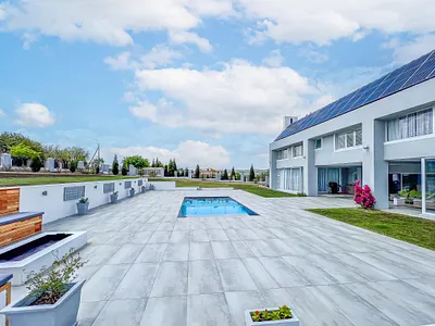 6 Bedroom House For Sale in Midrand - iRDc.webp