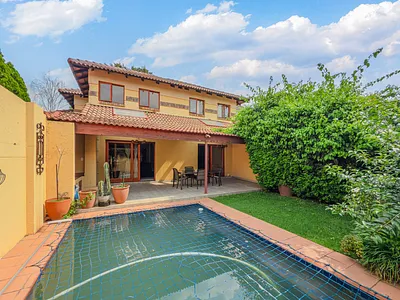 3 Bedroom Townhouse For Sale in Sandton - MyH1.webp