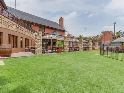 2 Bedroom Apartment For Sale in Sandton - Ubwt.webp