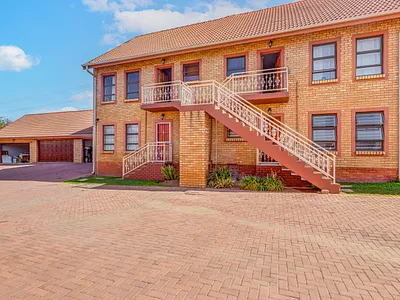 2 Bedroom Apartment For Sale in Centurion - EWCm.webp