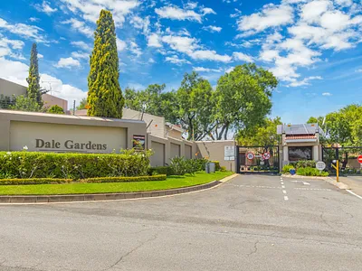 2 Bedroom Townhouse For Sale in Sandton - img