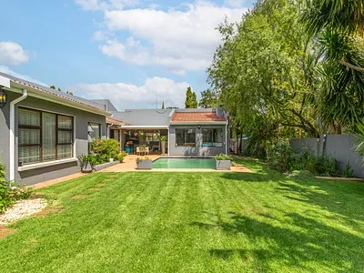 5 Bedroom House For Sale in Midrand - ogg8.webp