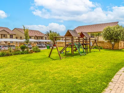 2 Bedroom Apartment To Rent in Randburg - b6KG.webp