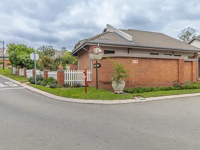 2 Bedroom Townhouse For Sale in Sandton - OzVO.webp