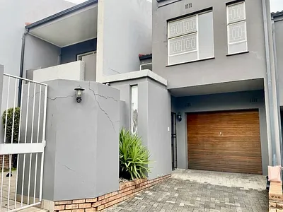 3 Bedroom Townhouse To Rent in Sandton - img