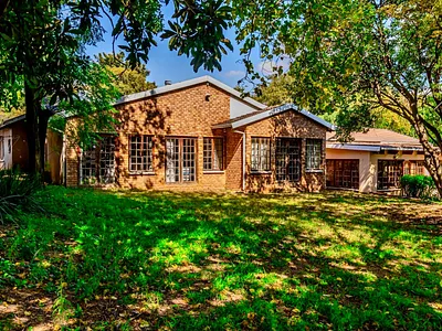 4 Bedroom House For Sale in Sandton - img