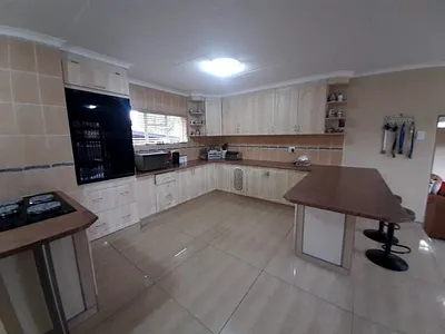 3 Bedroom House For Sale in Secunda - K2rt.webp