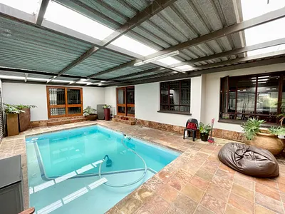 4 Bedroom House For Sale in Secunda - ptXE.webp