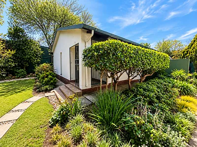 4 Bedroom House For Sale in Secunda - 4BWE.webp