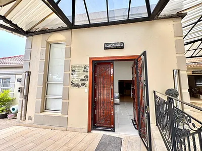 4 Bedroom House For Sale in Secunda - O8cX.webp