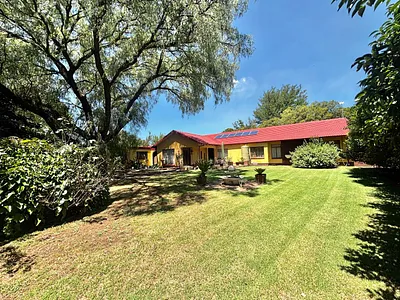 4 Bedroom House For Sale in Secunda - CSXA.webp