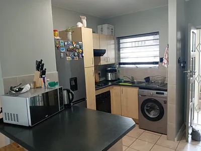 2 Bedroom Apartment To Rent in Mossel Bay - yekf.webp