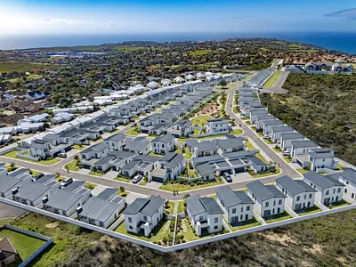 2 Bedroom House For Sale in Mossel Bay - nxIJ.webp