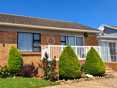 3 Bedroom Townhouse For Sale in Mossel Bay - img