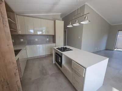 2 Bedroom House For Sale in Secunda - Gzxn.webp