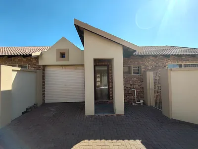 2 Bedroom Apartment To Rent in Secunda - dXYo.webp