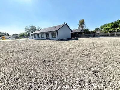 3 Bedroom House For Sale in Secunda - AXNA.webp