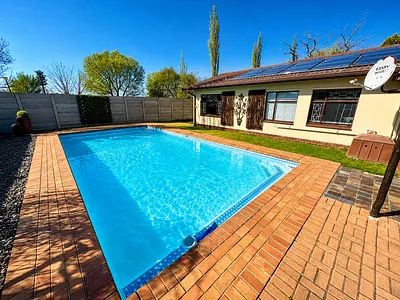 4 Bedroom House For Sale in Secunda - fj1y.webp