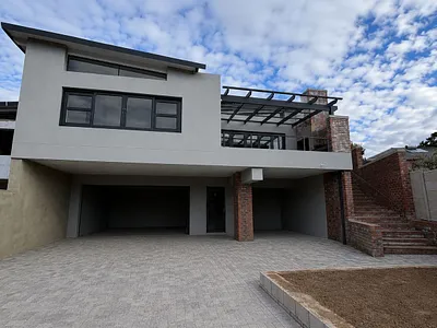 3 Bedroom House For Sale in Mossel Bay - We7r.webp