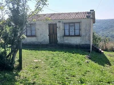 2 Bedroom House For Sale in East London - img
