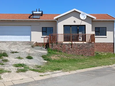 3 Bedroom House To Rent in East London - img