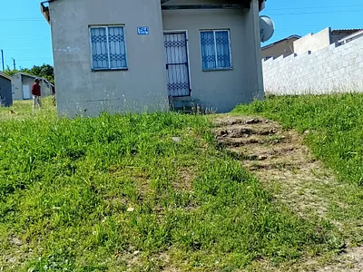 2 Bedroom House For Sale in East London - img