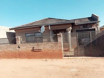 2 Bedroom House For Sale in Evaton - STnF.webp