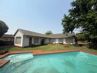 3 Bedroom House For Sale in Germiston - img