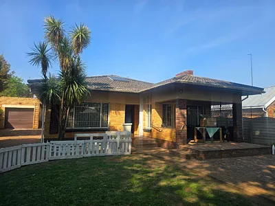 3 Bedroom House For Sale in Springs - wCxP.webp
