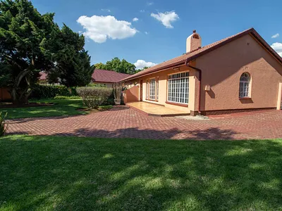 3 Bedroom House For Sale in Boksburg - FugZ.webp
