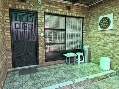 2 Bedroom Apartment For Sale in Boksburg - 8nbu.webp
