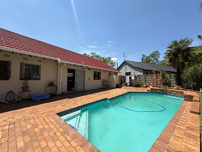 3 Bedroom House For Sale in Alberton - HJKu.webp