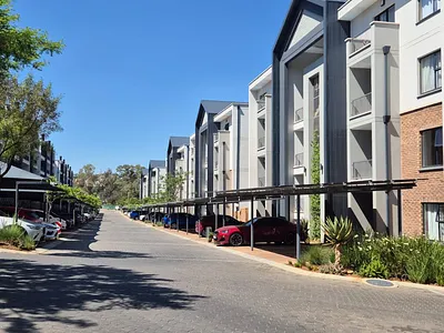 2 Bedroom Apartment For Sale in Johannesburg - zdlG.webp