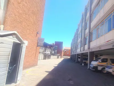 3 Bedroom Apartment For Sale in Kempton Park - vP9D.webp