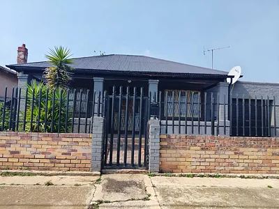 2 Bedroom House To Rent in Springs - 6Cpb.webp