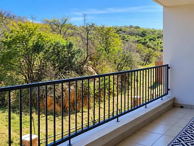 1 Bedroom Apartment For Sale in Johannesburg - img