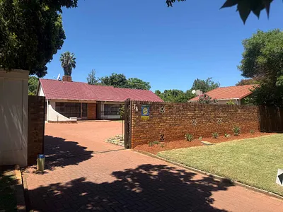 3 Bedroom House For Sale in Germiston - fCKo.webp