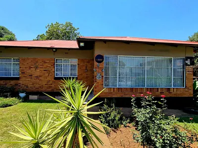 3 Bedroom House For Sale in Alberton North, Alberton - lmnA.webp