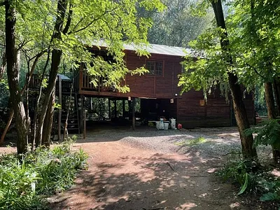 6 Bedroom House For Sale in Walkerville - TTA9.webp