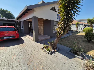Commercial Property For Sale in Alberton - rqeZ.webp