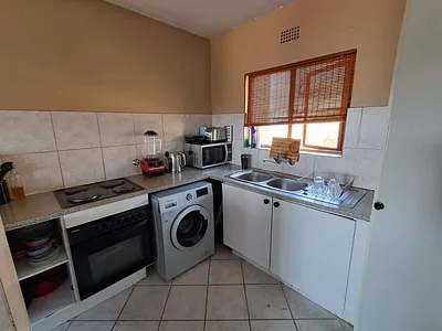 3 Bedroom Townhouse For Sale in Johannesburg - 0DtA.webp